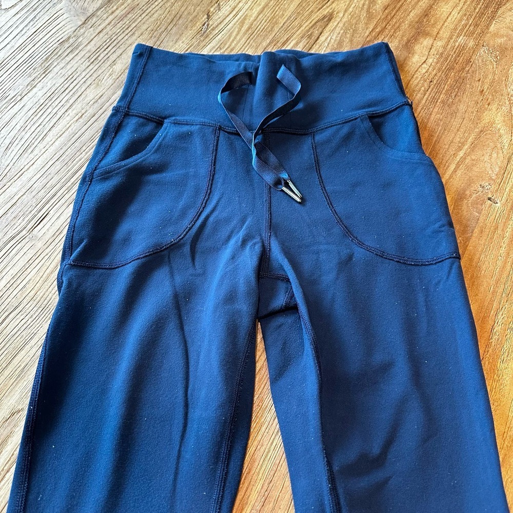 Lululemon Athletic Women’s Navy Stretch Pants Gym Workout Drawstring‎ Waist